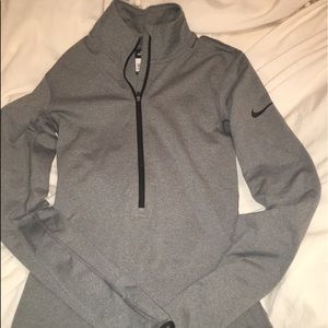 Athletic sweatshirt